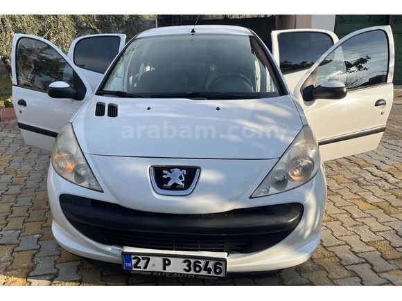 DÜŞÜK KM 
2011 Peugeot 206+plus 1.4 Comfort | |Masrafsız Temiz Aile Aracı