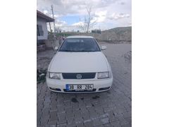 Sahibinden Volkswagen Polo 1.6 Classic 2000 Model  sıfır muayeneli.