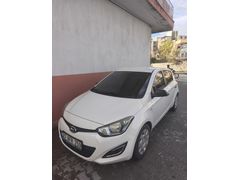Sahibinden Hyundai i20 1.2 D-CVVT Jump 2012 Model  85.000 km Beyaz