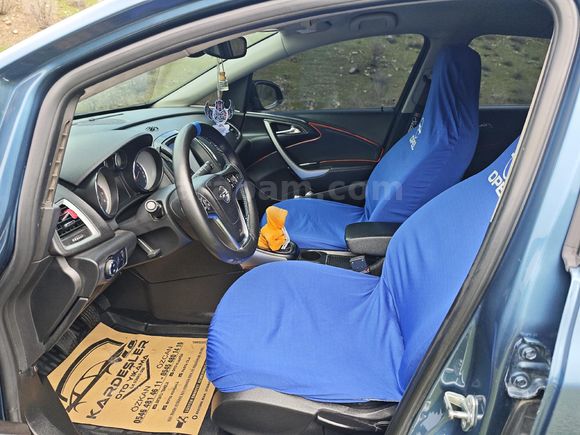 Sahibinden Opel Astra 1.4 T Cosmo 2012 Model
