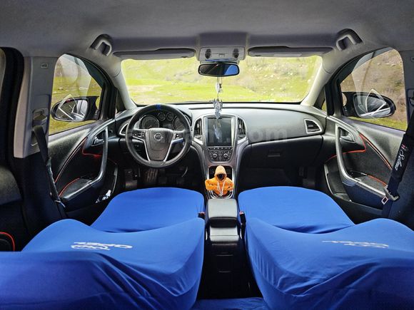 Sahibinden Opel Astra 1.4 T Cosmo 2012 Model