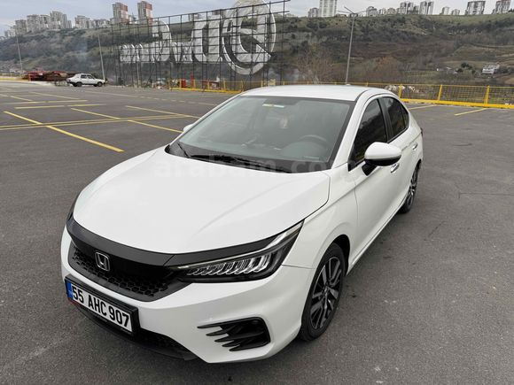 Sahibinden Honda City 1.5 i-VTEC Executive 2021 Model 