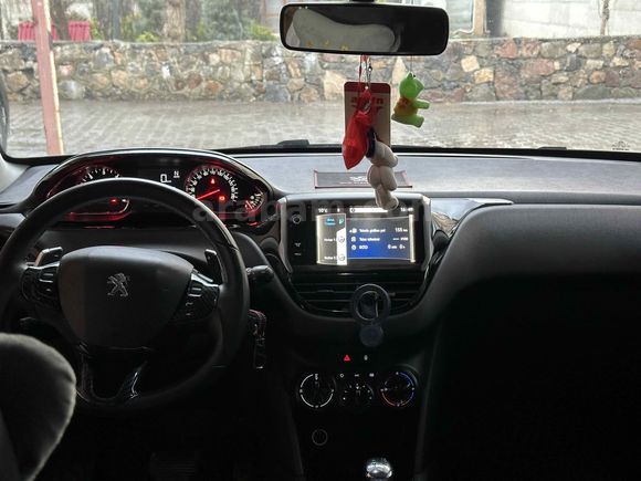 Sahibinden Peugeot 208 1.4 HDi Active 2013 Model 