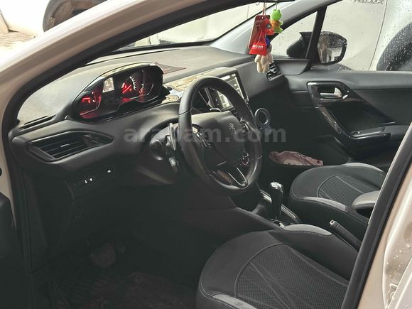 Sahibinden Peugeot 208 1.4 HDi Active 2013 Model 