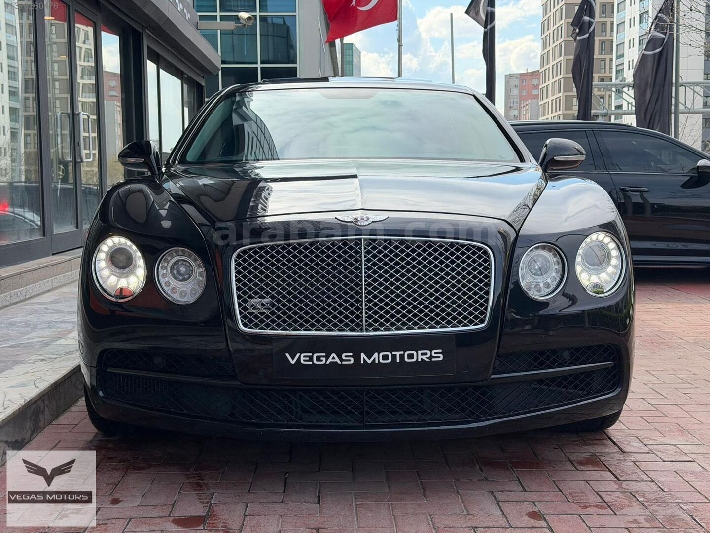 Galeriden Bentley Flying Spur 4.0 2014 Model İstanbul 74.350 km Siyah 3