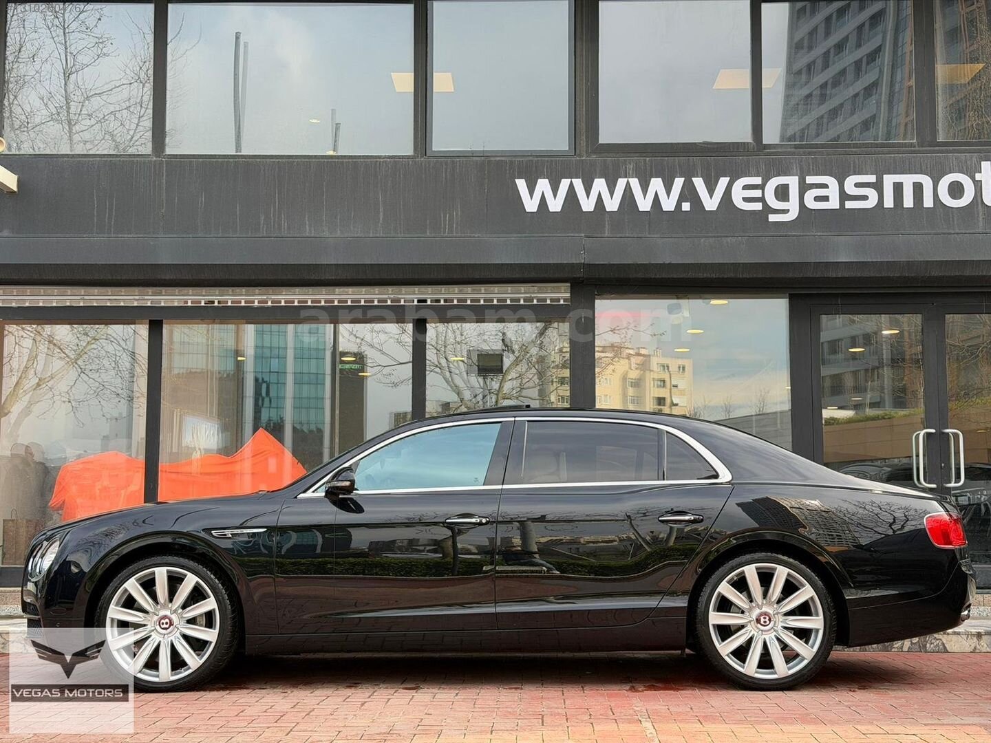 Galeriden Bentley Flying Spur 4.0 2014 Model İstanbul 74.350 km Siyah 5