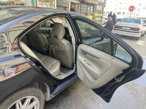 Sahibinden Volvo S60 2.0 T 2009 Model 