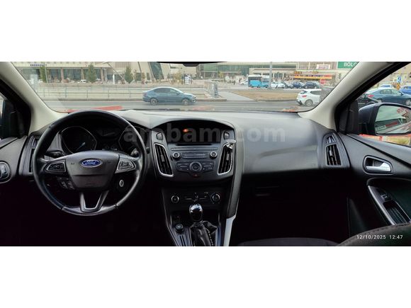 Sahibinden Ford Focus 1.6 Ti-VCT Style 2015 Model