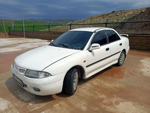 Sahibinden Mitsubishi Carisma 1.6 GLX 1999 Model