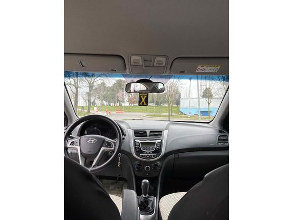 Sahibinden Hyundai Accent Blue 1.6 CRDI Mode 2014 Model 
