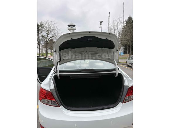 Sahibinden Hyundai Accent Blue 1.6 CRDI Mode 2014 Model 