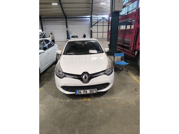 Sahibinden Renault Clio 1.5 dCi Joy 2015 Model  234.000 km Beyaz fiyata yardımcı oluruz motor yürüyen sorunsuz al bin