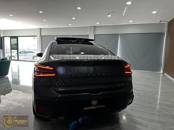 2023 MODEL CİTROEN C4X 1.2 PURE TECH SHİNE BOLD OTOMATİK