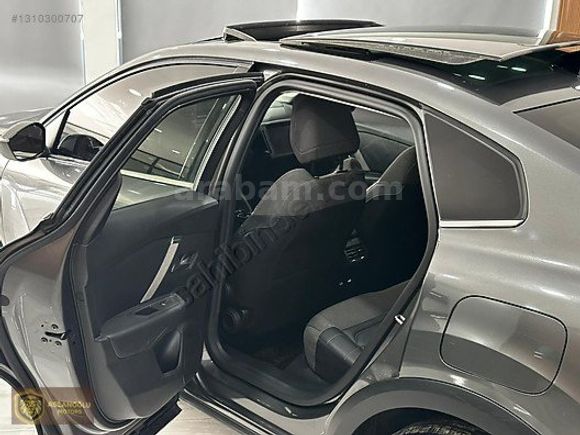 2023 MODEL CİTROEN C4X 1.2 PURE TECH SHİNE BOLD OTOMATİK