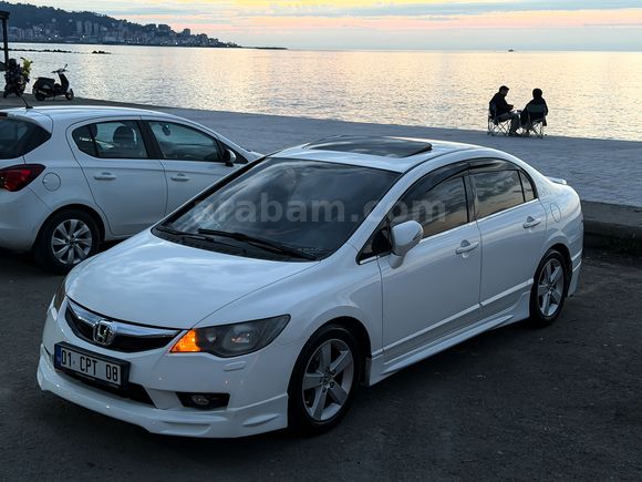 Sahibinden Honda Civic 1.6i VTEC Elegance 2011 Model 