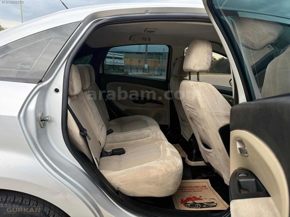 GÜRKAN OTOMOTİV'DEN 2011 MODEL 1.3 FİAT LİNEA EMOTİON PLUS.