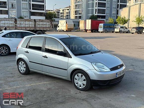 SEMCARDAN FORD FİESTA