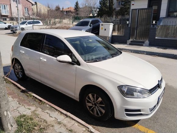 SADECE 90.000 KM Volkswagen Golf 1.2 TSi Midline Plus 2014 Model