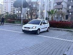 2006 Ford Fiesta Comfort | Makyajlı Kasa | sadece |145.000 KM |
