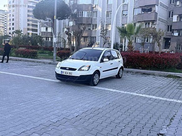 2006 Ford Fiesta Comfort | Makyajlı Kasa | sadece |145.000 KM |