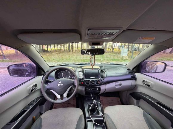 Sahibinden Mitsubishi L 200 4x2 Invite 2011 Model 