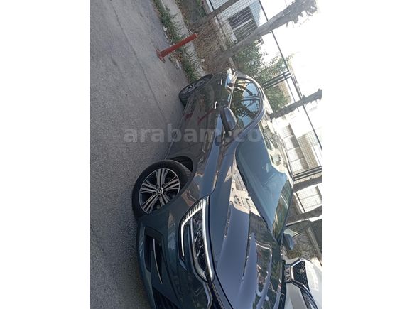 Sahibinden Renault Megane 1.3 TCe Touch 2024 Model