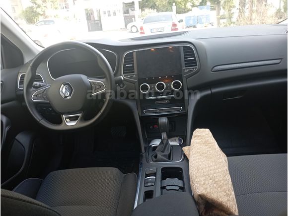 Sahibinden Renault Megane 1.3 TCe Touch 2024 Model