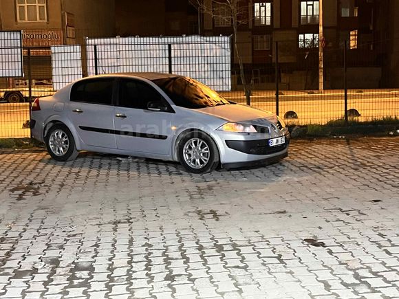 Sahibinden Renault Megane 1.5 dCi Authentique 2005 Model 