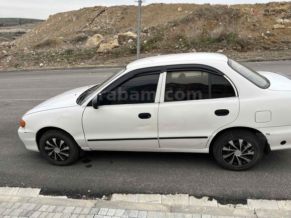 Sahibinden Hyundai Accent 1.3 LS 2000 Model 