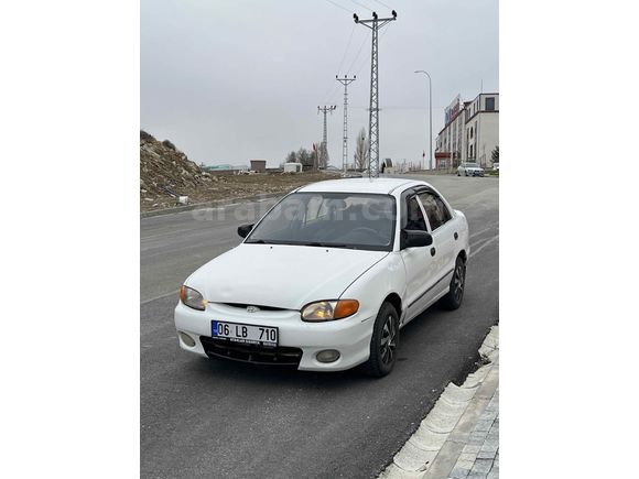 Sahibinden Hyundai Accent 1.3 LS 2000 Model 