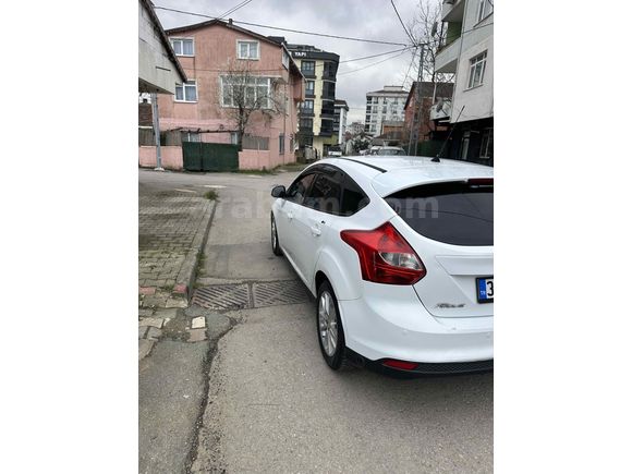 Sahibinden Ford Focus 1.6 Ti-VCT Style 2012 Model 