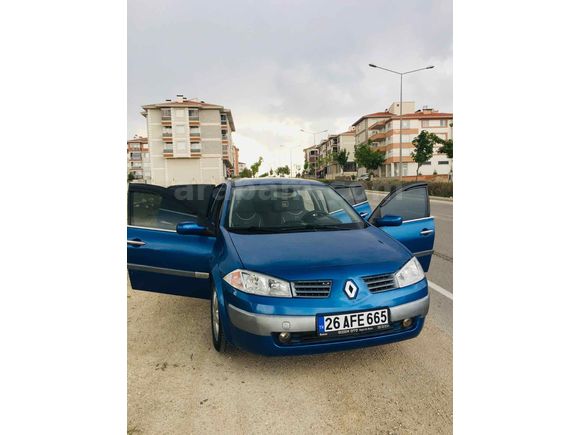 Sahibinden Renault Megane 1.5 dCi Dynamique 2004 Model  267.000 km Mavi