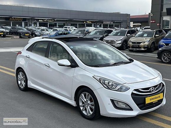 145.000KM HYUNDAİ İ30 1.6CRDİ ELİT CAM TAVAN BEYAZ İÇİ KREM