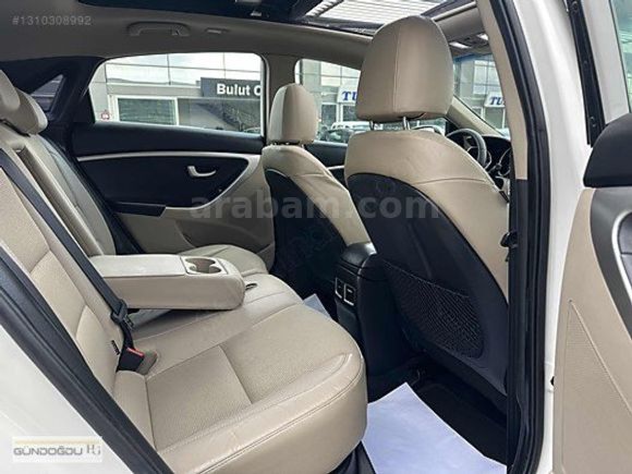 145.000KM HYUNDAİ İ30 1.6CRDİ ELİT CAM TAVAN BEYAZ İÇİ KREM