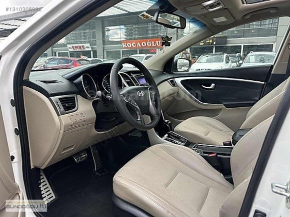 145.000KM HYUNDAİ İ30 1.6CRDİ ELİT CAM TAVAN BEYAZ İÇİ KREM