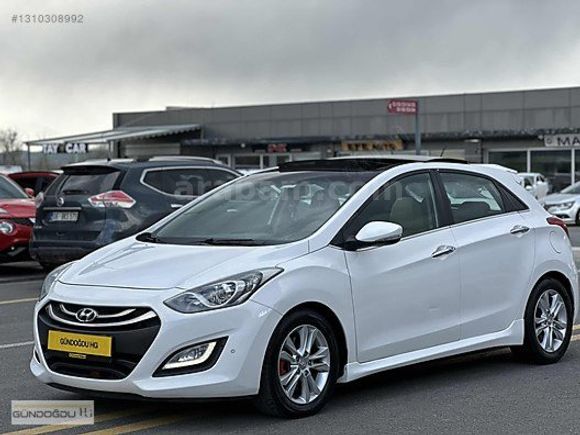 145.000KM HYUNDAİ İ30 1.6CRDİ ELİT CAM TAVAN BEYAZ İÇİ KREM