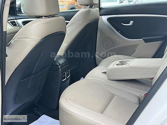145.000KM HYUNDAİ İ30 1.6CRDİ ELİT CAM TAVAN BEYAZ İÇİ KREM