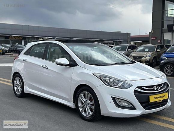 145.000KM HYUNDAİ İ30 1.6CRDİ ELİT CAM TAVAN BEYAZ İÇİ KREM
