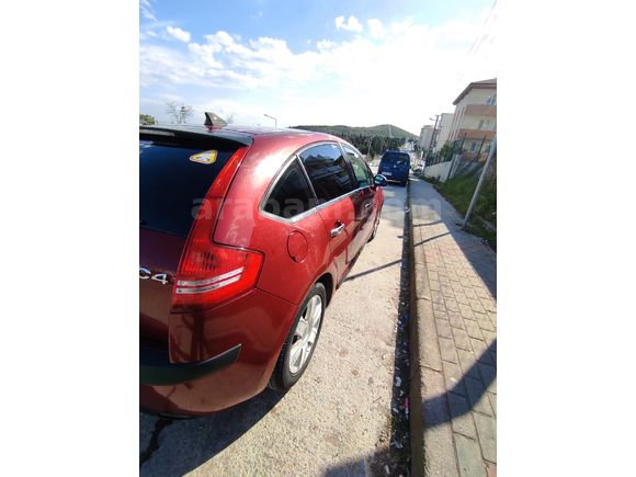 Sahibinden Citroen C4 1.6 HDi SX 2006 Model  152.000 km Kırmızı