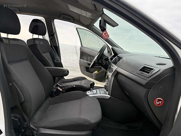 2011 DİZEL OTOMATİK OPEL ASTRA