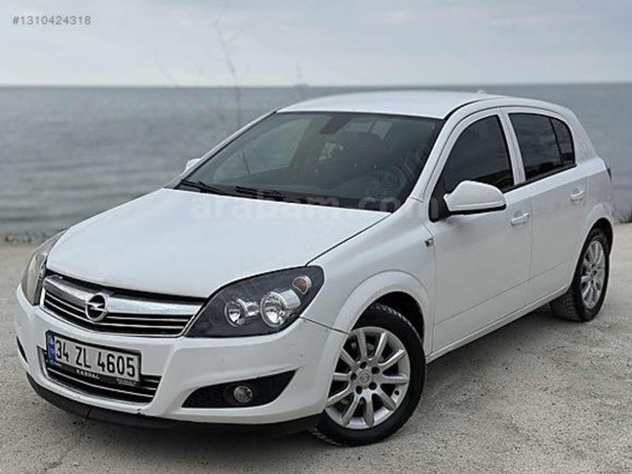 2011 DİZEL OTOMATİK OPEL ASTRA
