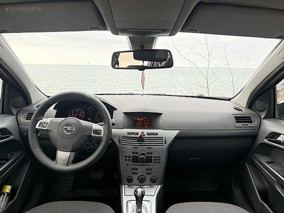 2011 DİZEL OTOMATİK OPEL ASTRA