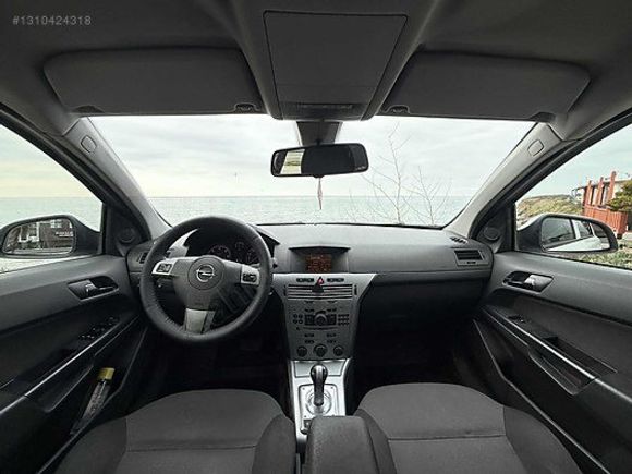 2011 DİZEL OTOMATİK OPEL ASTRA