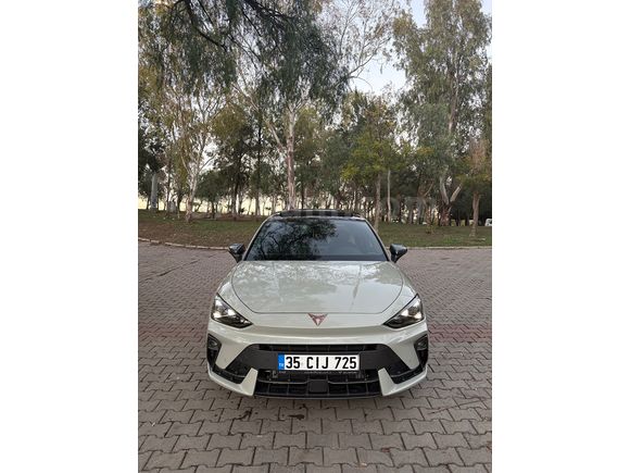 Sahibinden Makyajlı Cupra Leon 1.5 eTSI Standart 2024 Model 