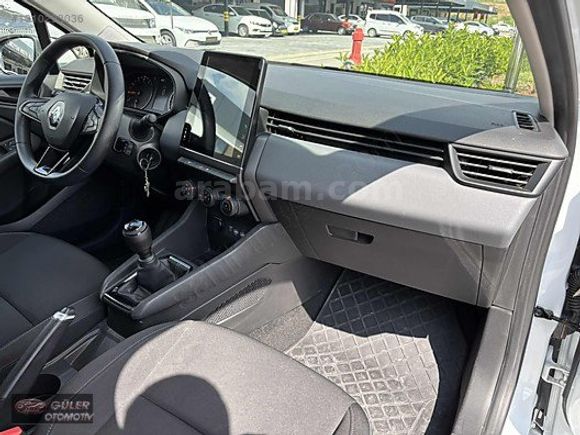 2021 RENAULT CLİO JOY PAKET 23.OOO KİLOMETREDE 1.0 SCE MANUEL