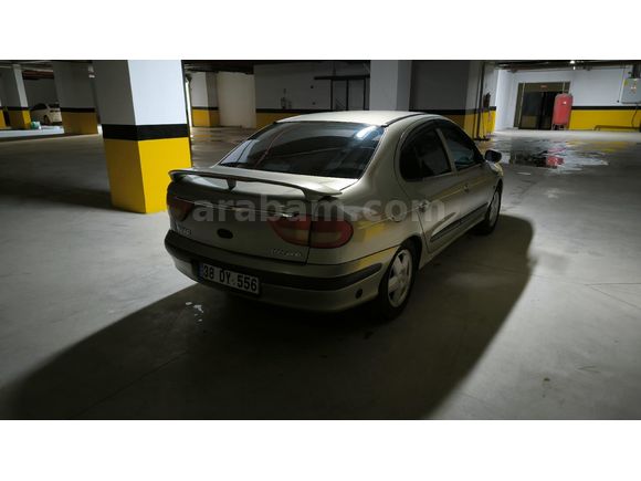 Sahibinden Renault Megane 1.6 Expression 2003 Model  290.000 km Diğer