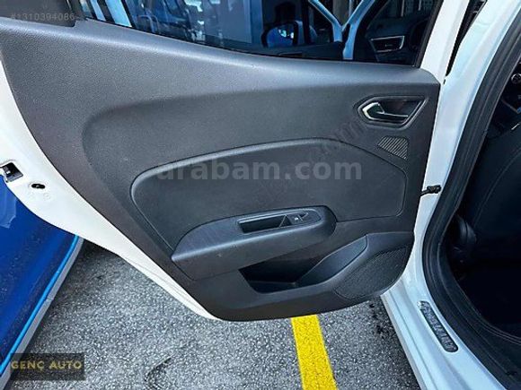0.68 KREDİ İMKANI İLE GENÇ AUTO'DAN HATASIZ BOYASIZ CLİO