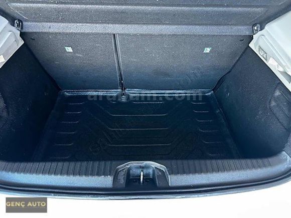 0.68 KREDİ İMKANI İLE GENÇ AUTO'DAN HATASIZ BOYASIZ CLİO