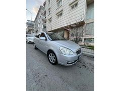Sahibinden Hyundai Accent Era 1.4 Team 2010 Model  249.000 km Gri