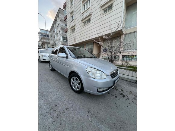 Sahibinden Hyundai Accent Era 1.4 Team 2010 Model  249.000 km Gri